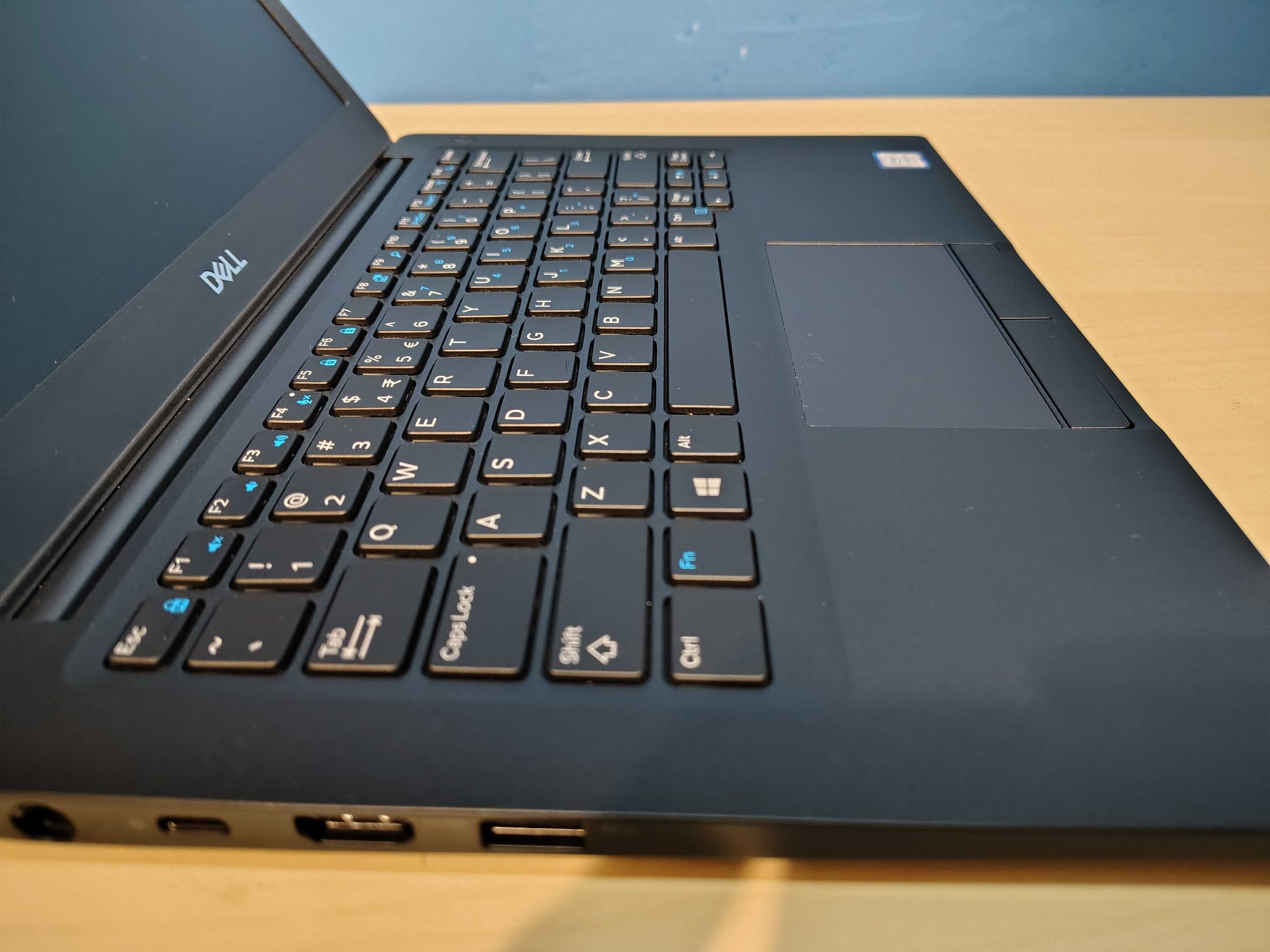 Laptop Dell Latitude 7290 i5 SSD256 8GB DDR4 4rdzenie WIN11 STAN BDB