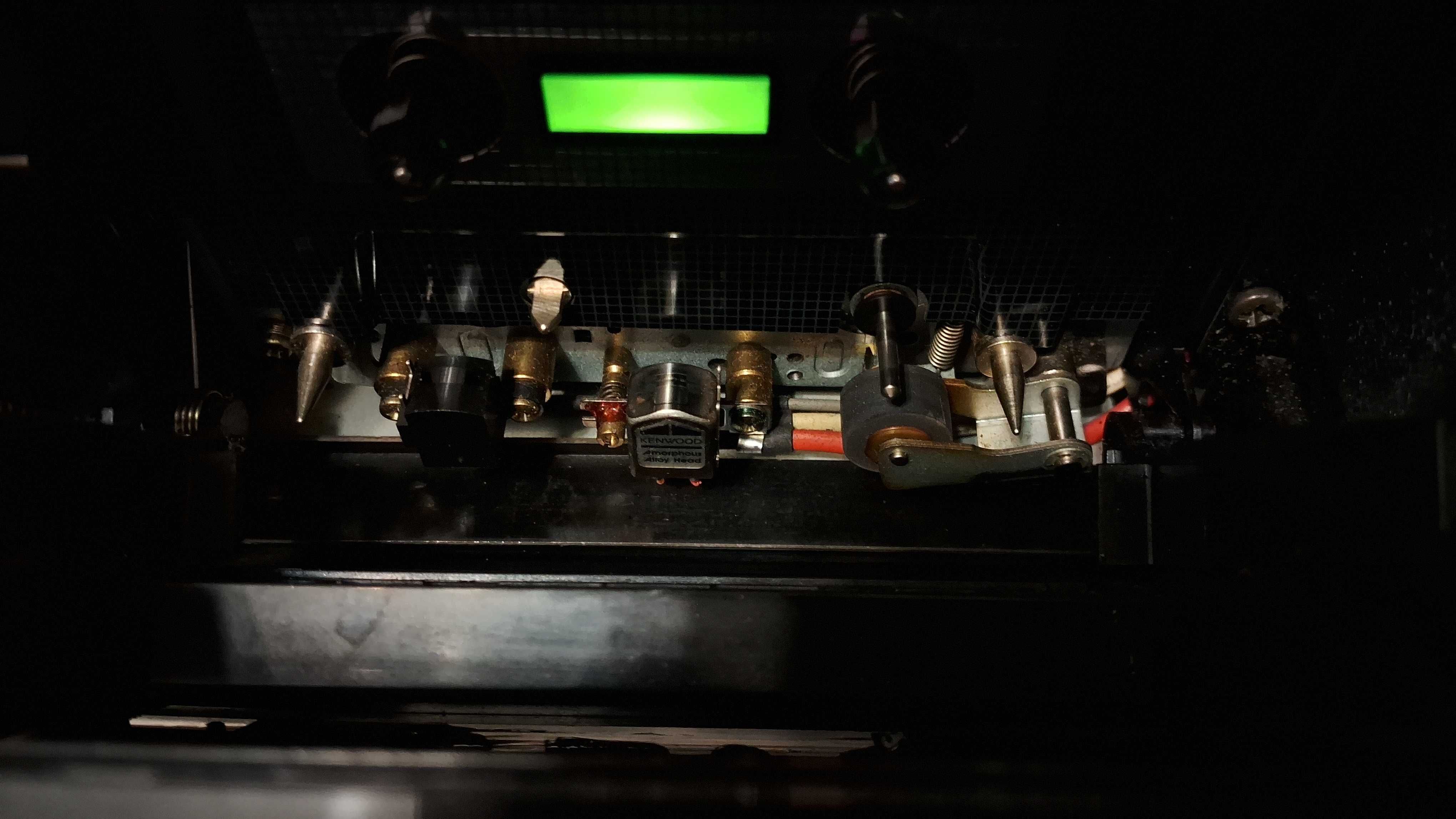 Kenwood KX-880D касетна дека, Direct Drive, аморфна головка.