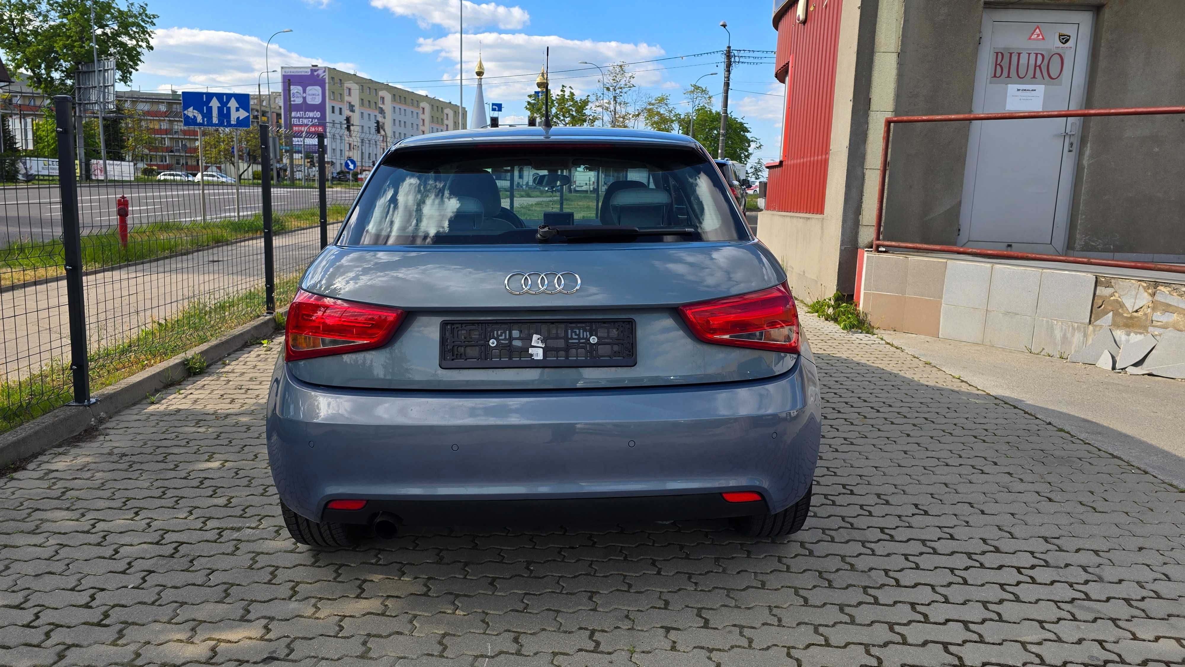 Audi A1 1.2 benzyna 2011r. ! Małe i oszczędne auto na miasto !