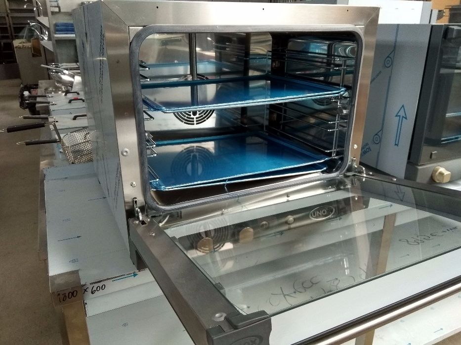 Forno C/ Humidificação p/ Pastelaria UNOX NOVO