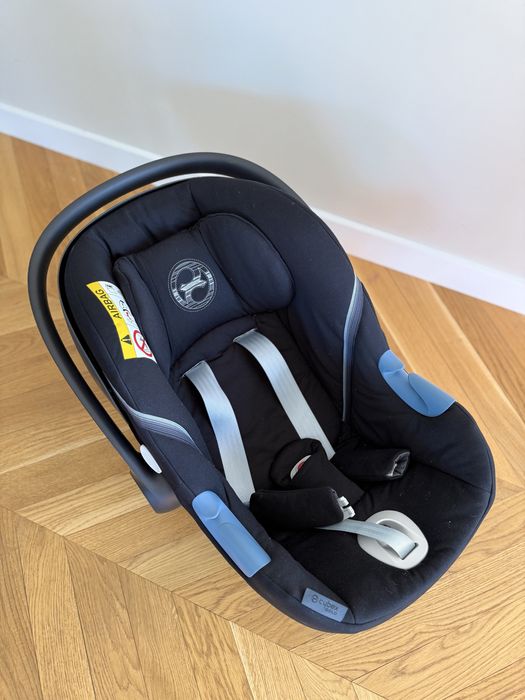 Fotelik samochodwy łupina Cybex Aton M i-Size