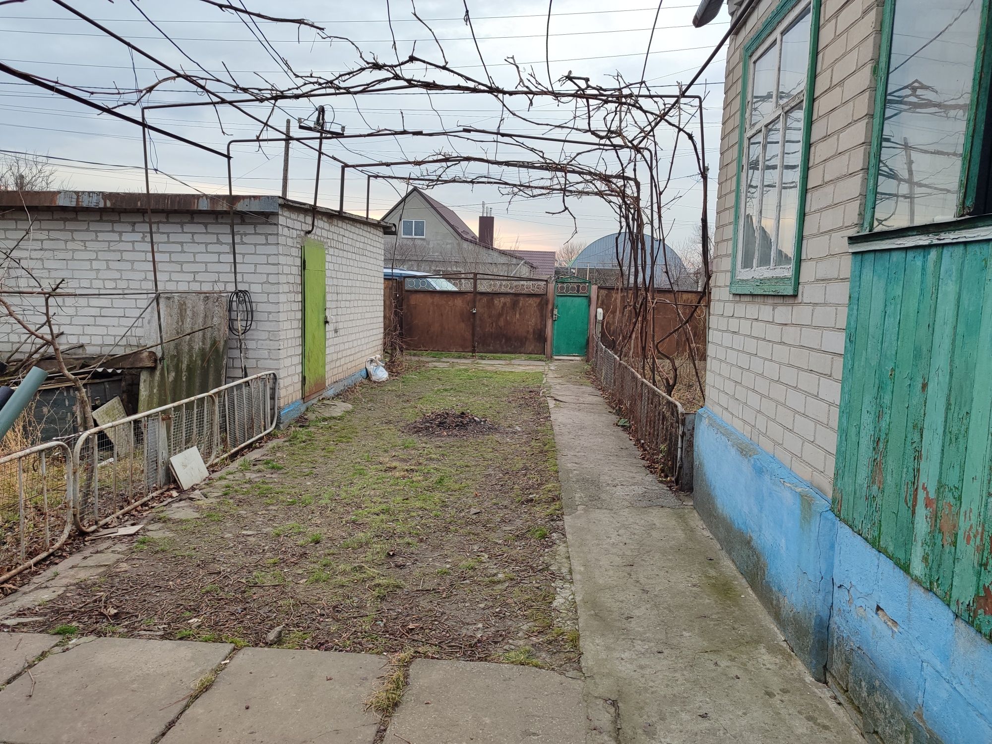 Продається добротний будинок