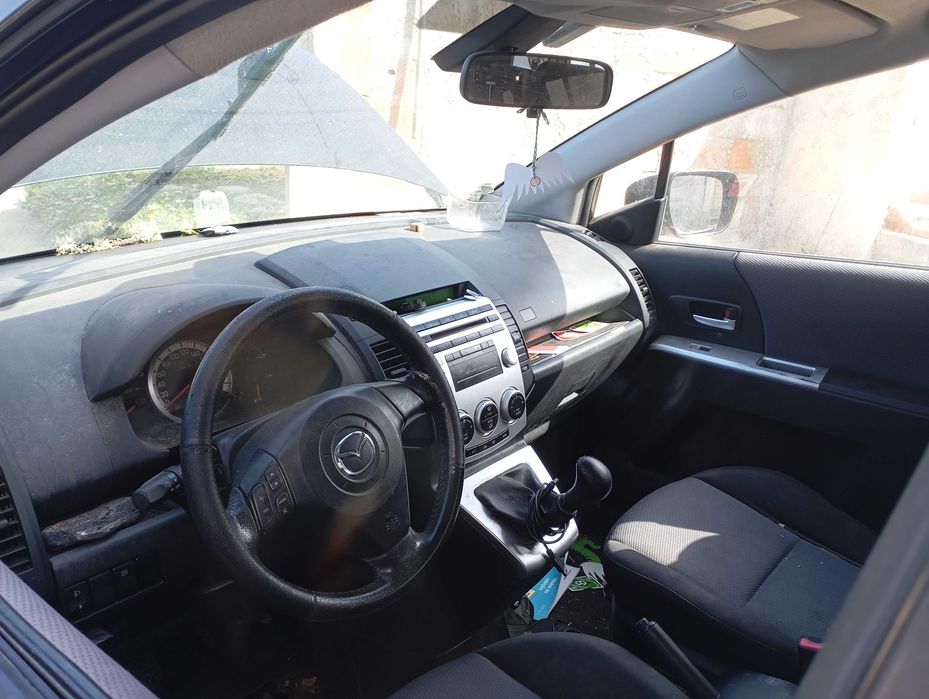 Mazda 5 para peças