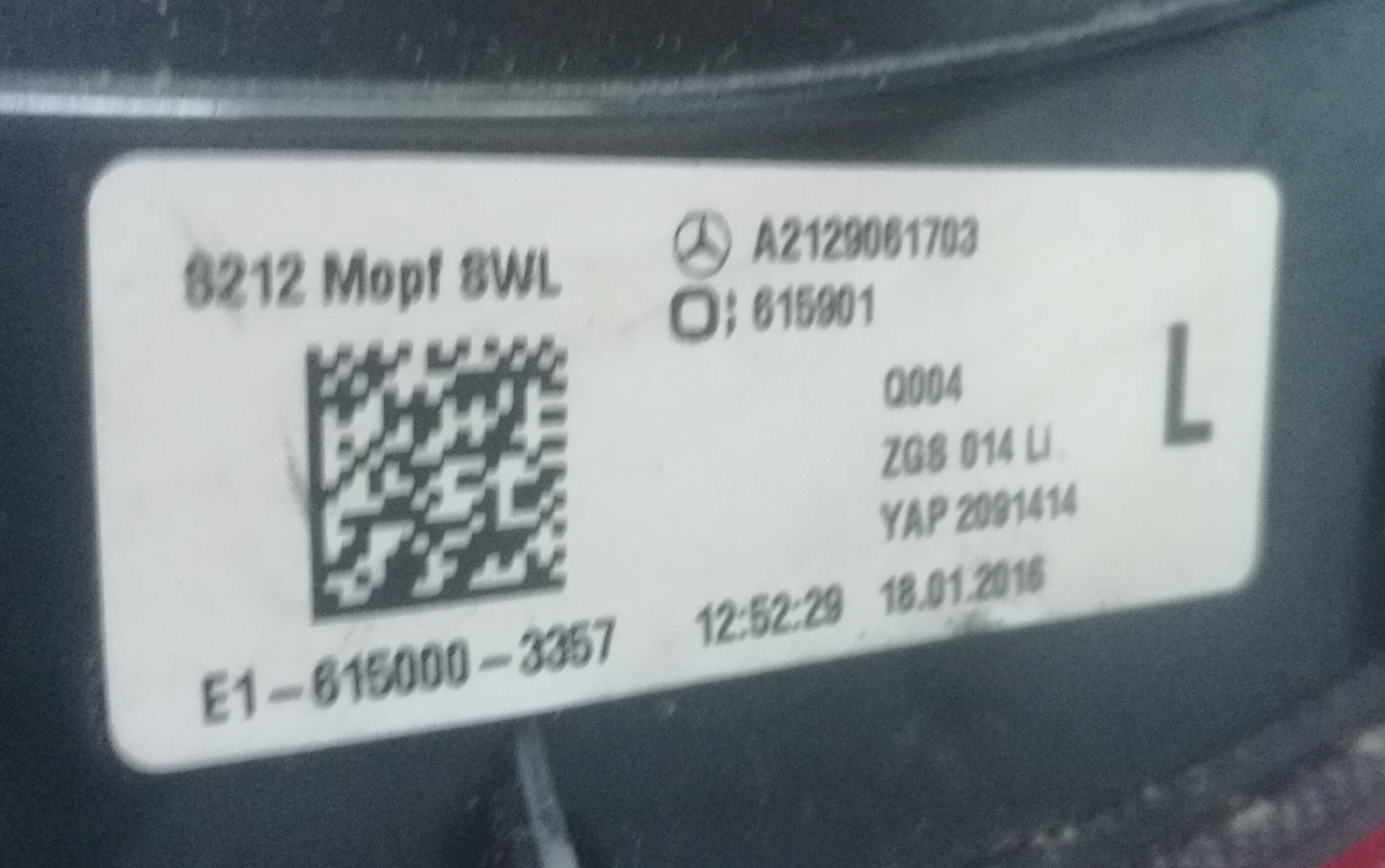 Mercedes W212 kombi lampa lewy tył Led.