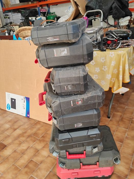 Caixas máquinas de ferramentas