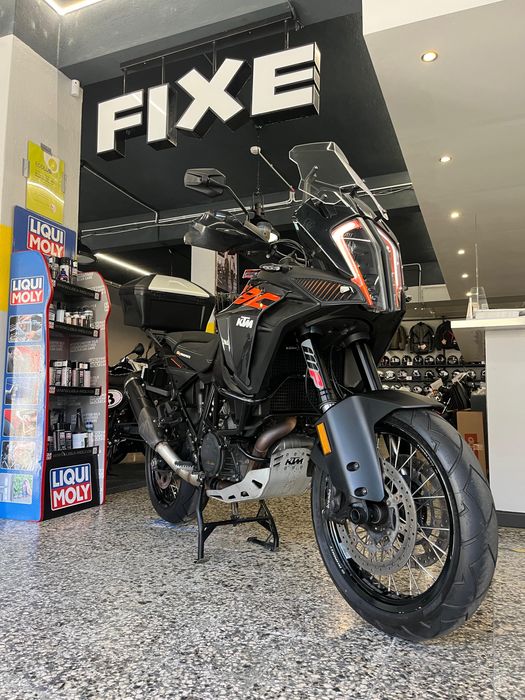 KTM 1290 Super Adventure S optima Top Case Escape Leo Vince Crash-Bars