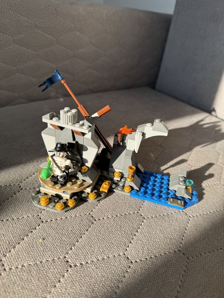 Lego 4181  Pirates of the Caribbean -  Isla De Muerta