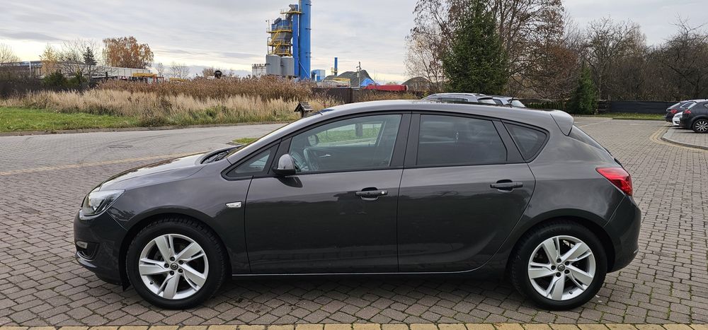 Opel Astra 1.4Turbo 140tyś