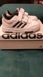 Buty dziecięce Adidas 32