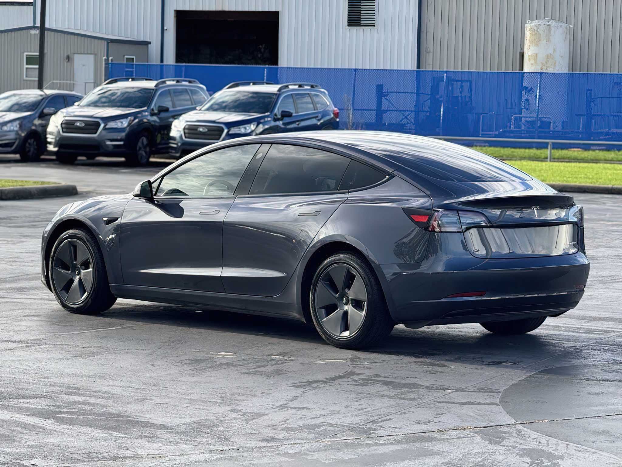 Tesla  Model 3 Long Range 2023
