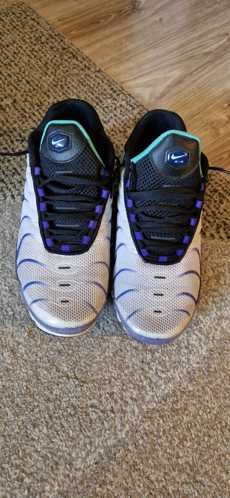 Nike Air Max Plus White/Purple/Black