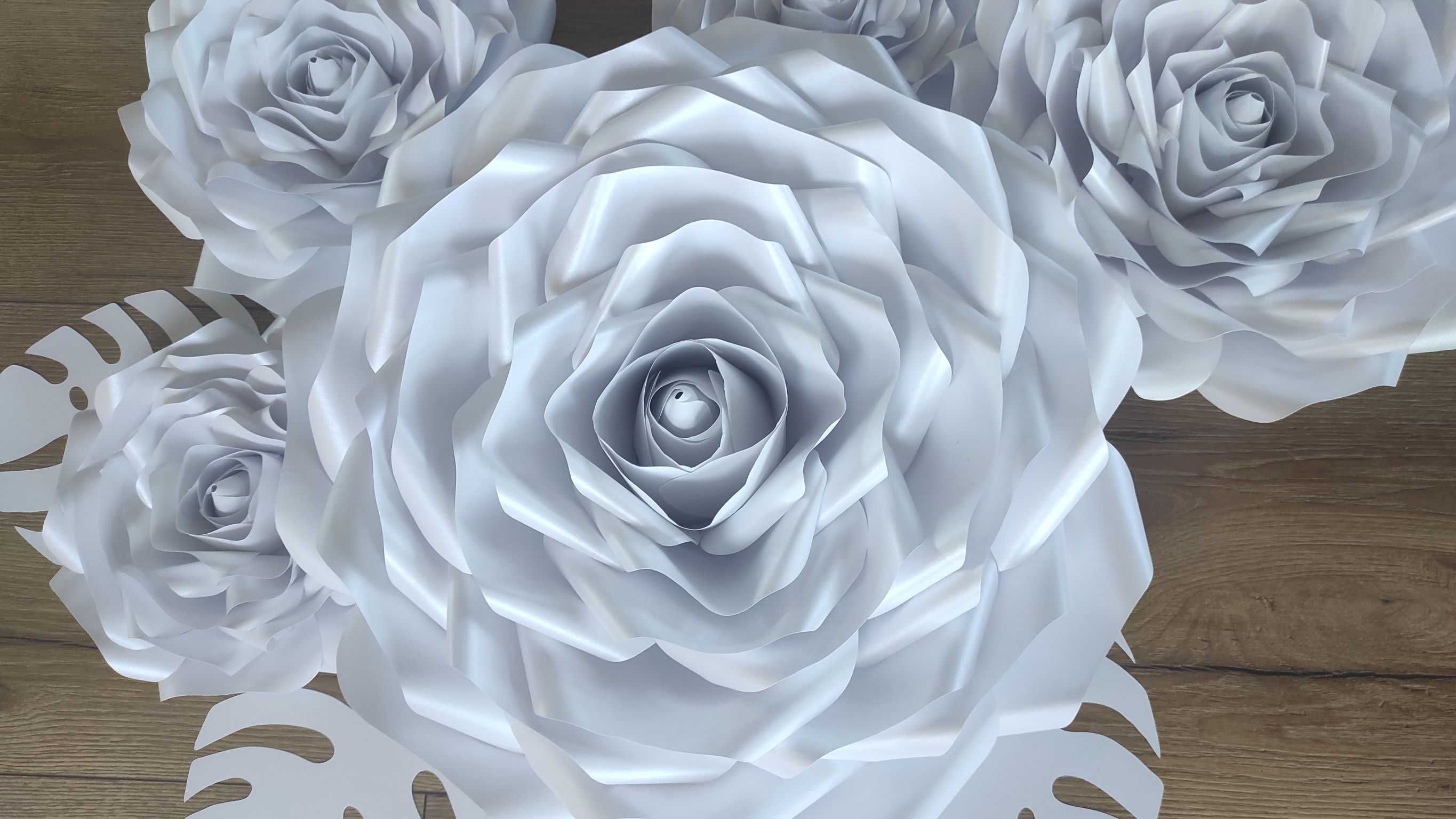 Róże z papieru 3D Chanel
