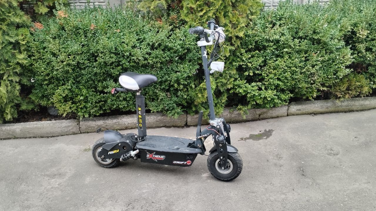 Електросамокат Susmo