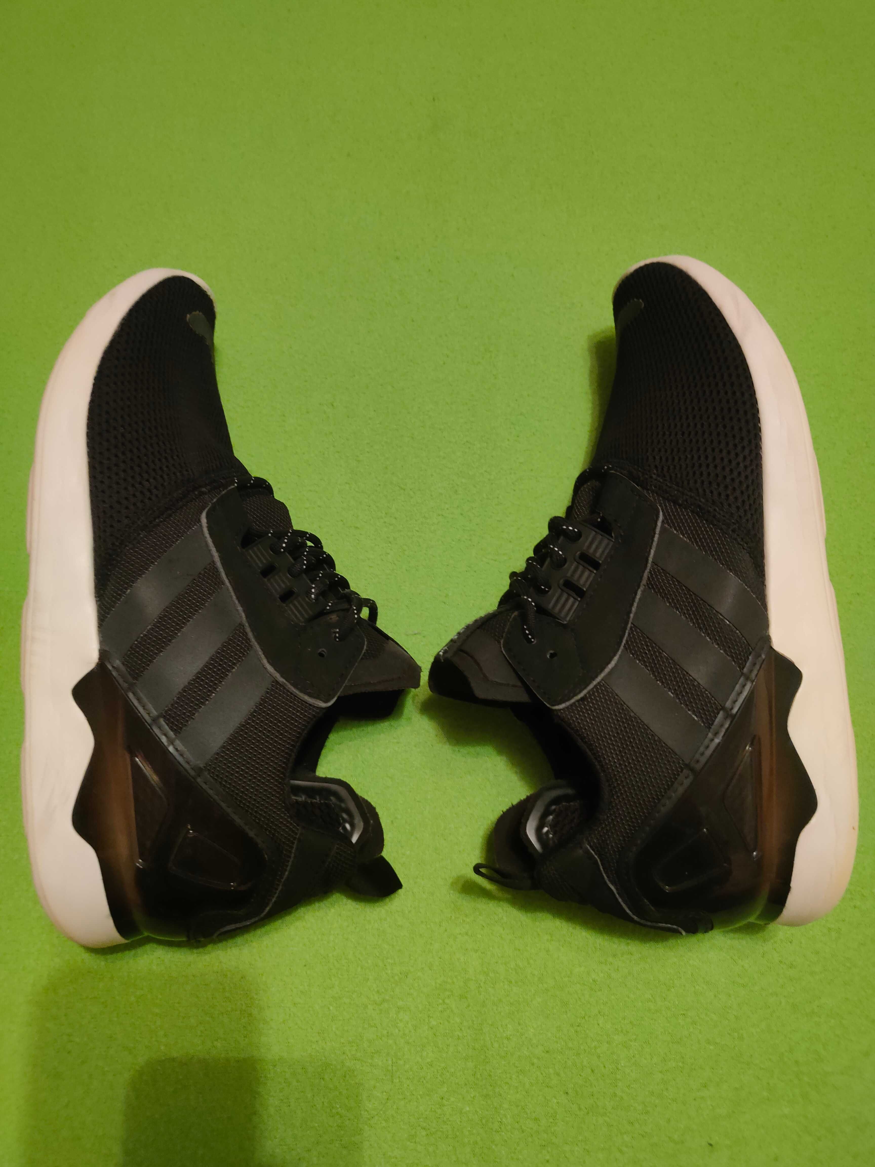 Кросівки Adidas Boost