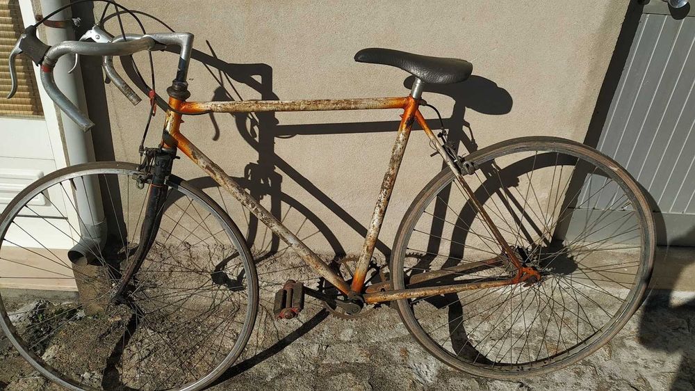 Bicicleta de Estrada Antiga (Vintage) para Restauro ou Peças
