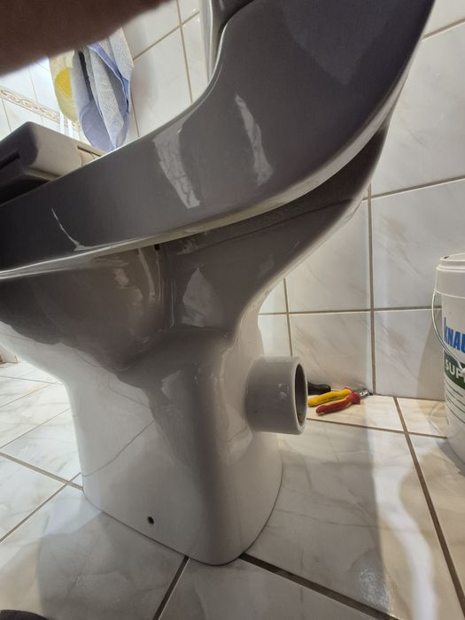 WC kompakt ubikacja toaleta wysoka + mata do montażu