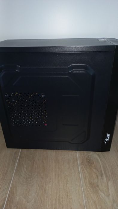 Komputer stacjonarny Akyga Micro Tower ATX