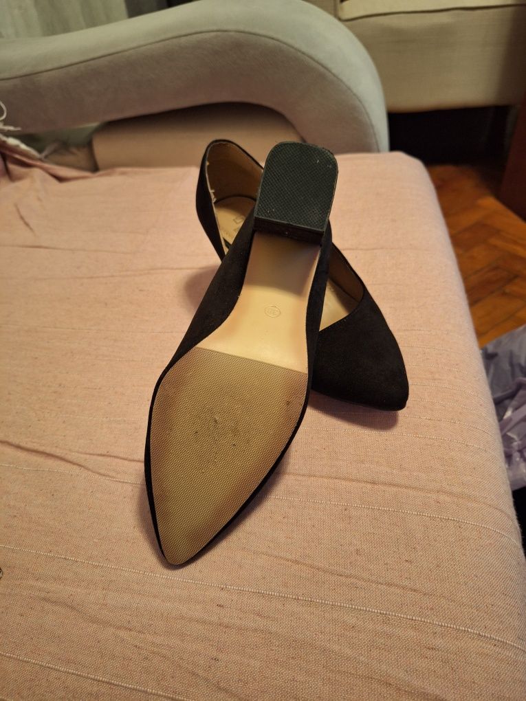 Sapatos de salto