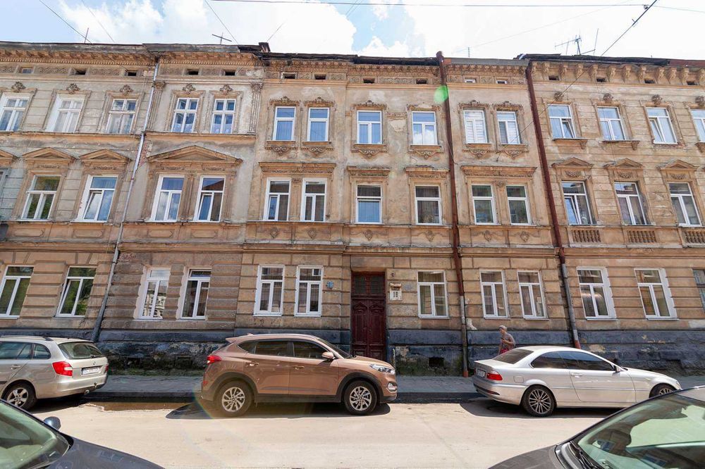 Вул. Таманська 10/ Оренда житла Подобово невелика двокім./для 4 гостей