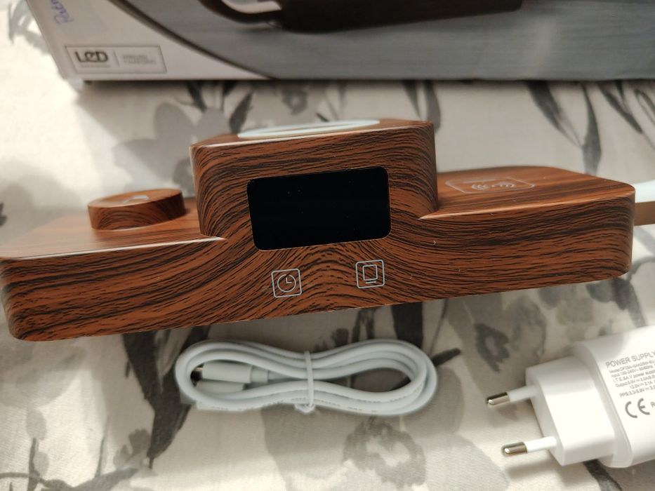 Lampka z ładowarką