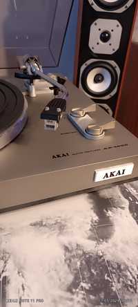 Gramofon Akai AP-100 C