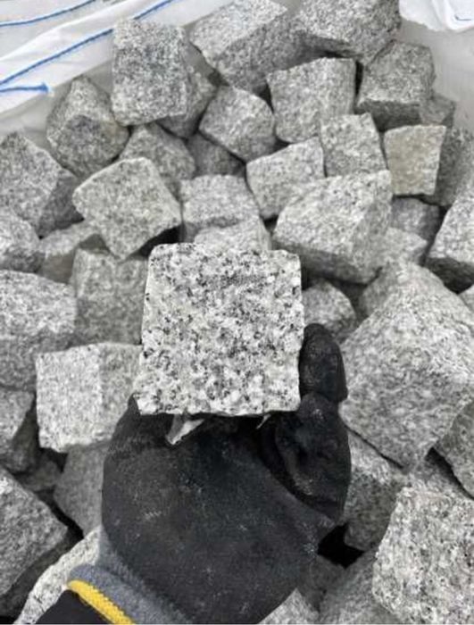 KOSTKA GRANITOWA 4x6, 7x9, 8x11, 10x10, 15x17 Szary Granit Brukowa