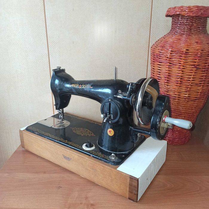 Ручна швейна машина