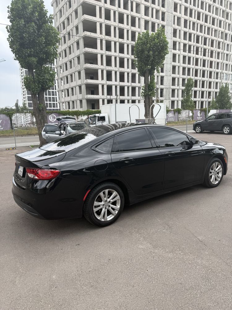 Chrysler 200 2016