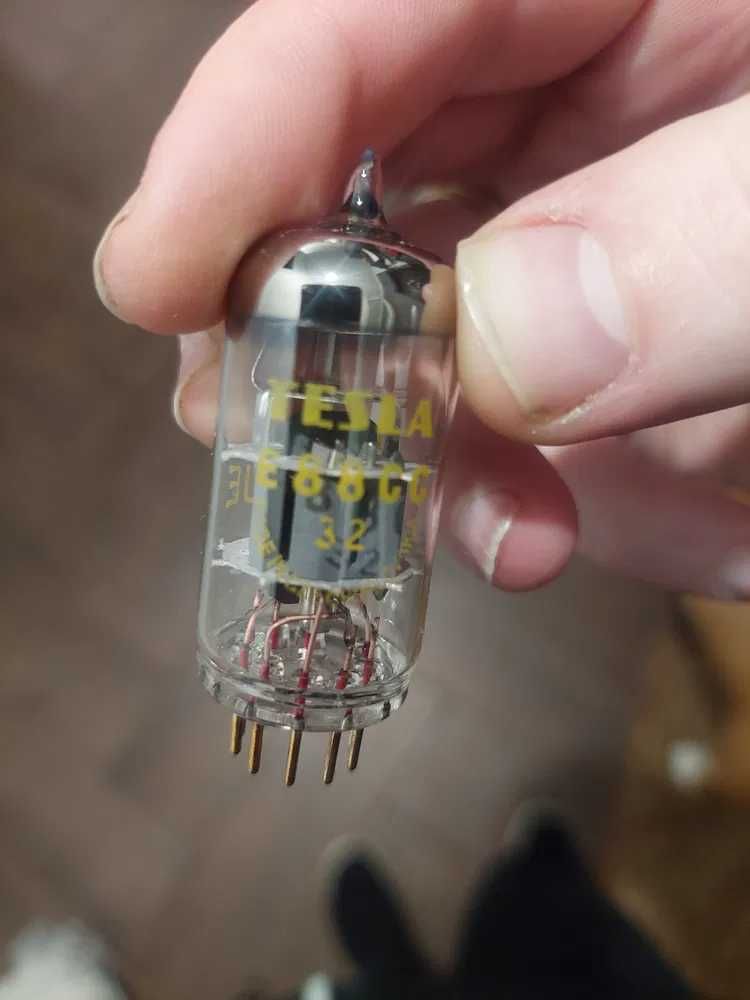 Ламповий ЦАП з підсилювачем для навушників Aune T1 MKII