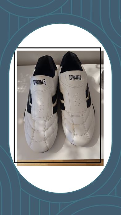 Sportowe buty marka Lonsdale London rozmiar 39-długość wkładki 25 cm