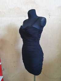 Sukienka mała czarna RESERVED w rozmiarze XS
