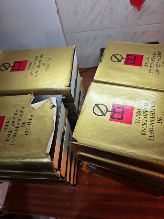 Enciclopédia Verbo - Luso Braseileira de Cultura - 20 volumes Ref: GAR