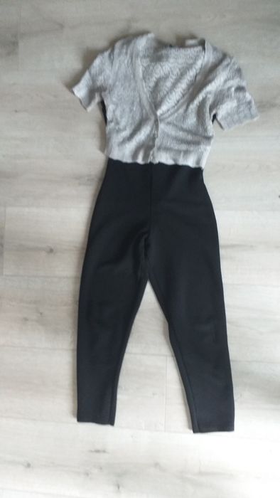 Kombinezon i sweterek rozmiar 128