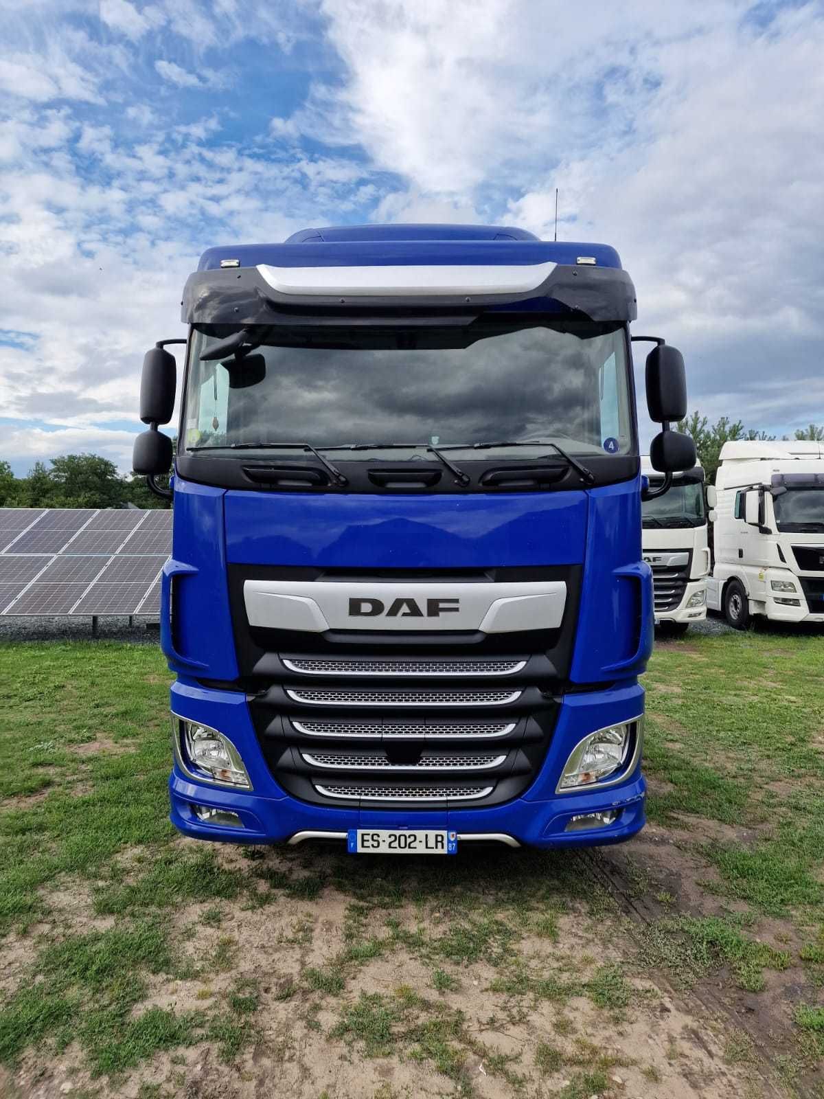 Ciągnik Siodłowy DAF XF 106