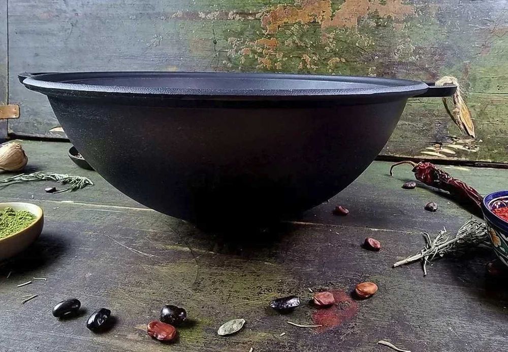 Казан чугунний 8,12,15,18л кришкою сковородою форми Wok В НАЯВНОСТІ