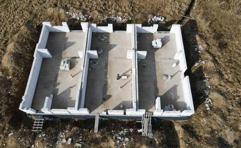 Dom na sprzedaż w trakcie budowy szeregówka 3 domów Mysłakowice