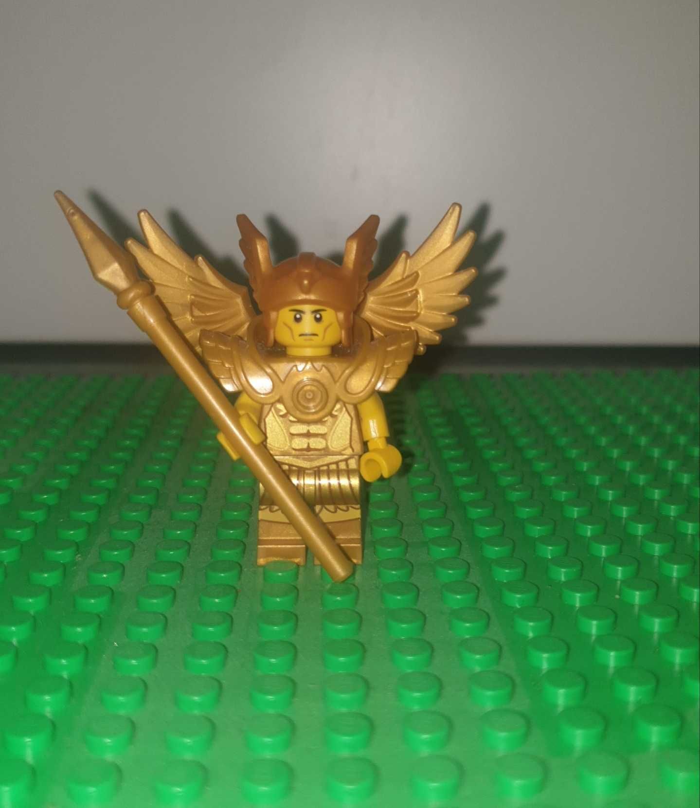 Lego Minifigures Series 15 Flying Warrior Latający Wojownik