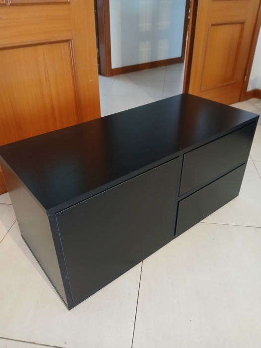 Móvel de tv preto