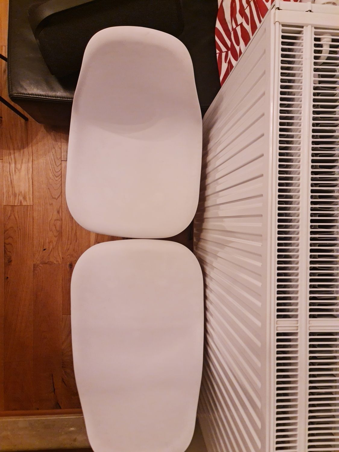 2 Krzesła Skandynawskie