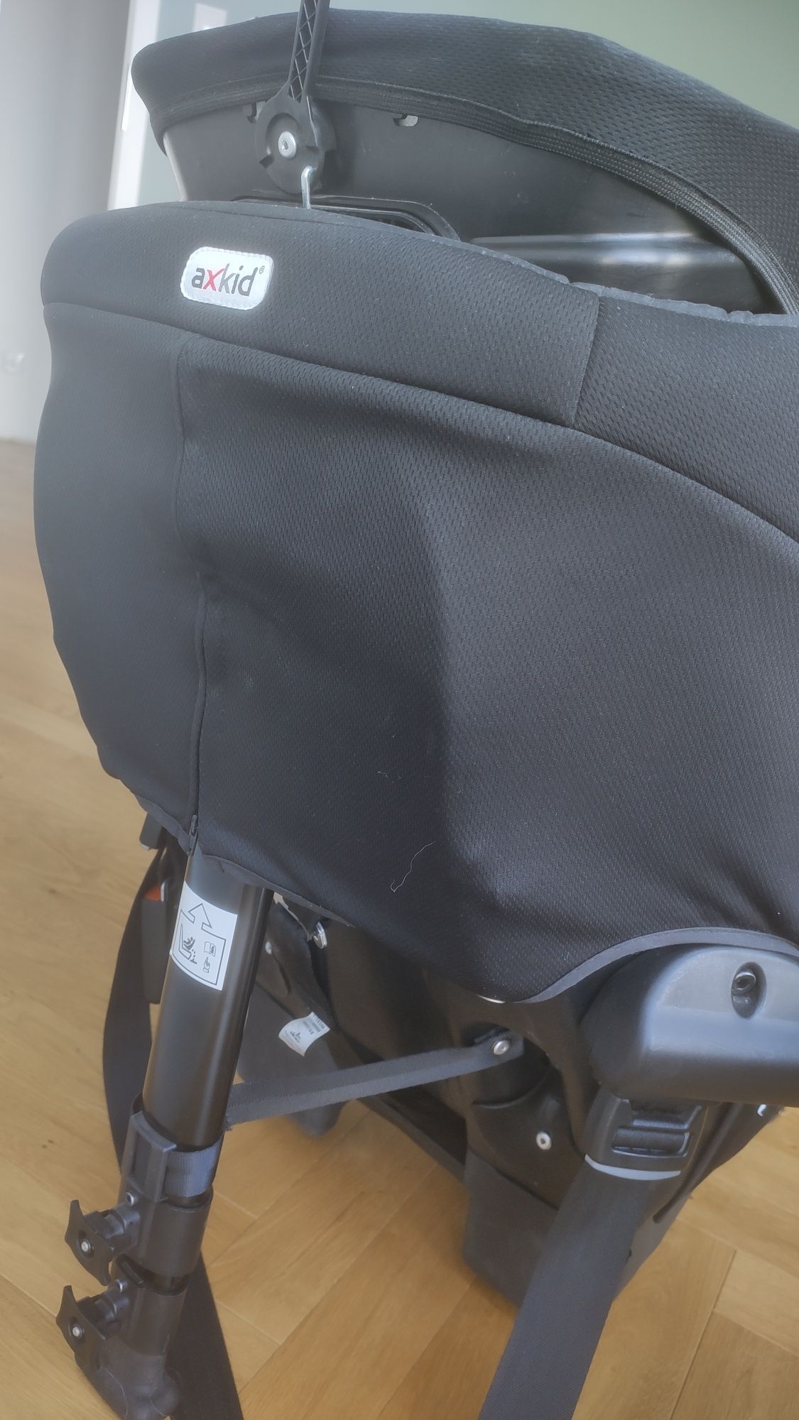 Fotelik Axkid 9-25kg