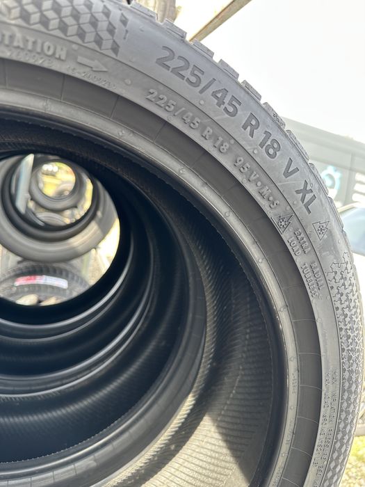 Шини б/у 225/45/18 R18 Continental
