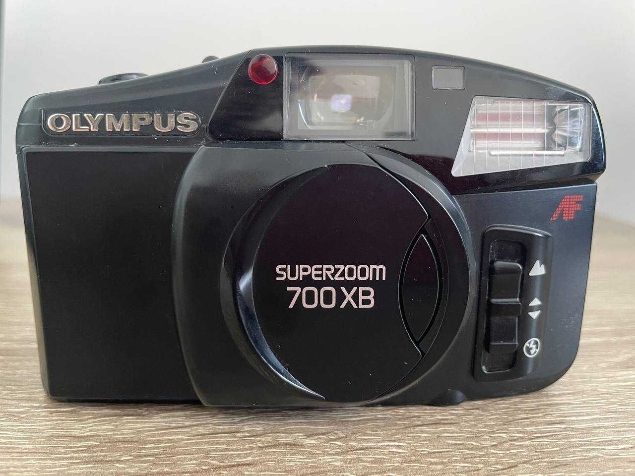 Плівковий фотоапарат Olympus 700 XB Superzoom