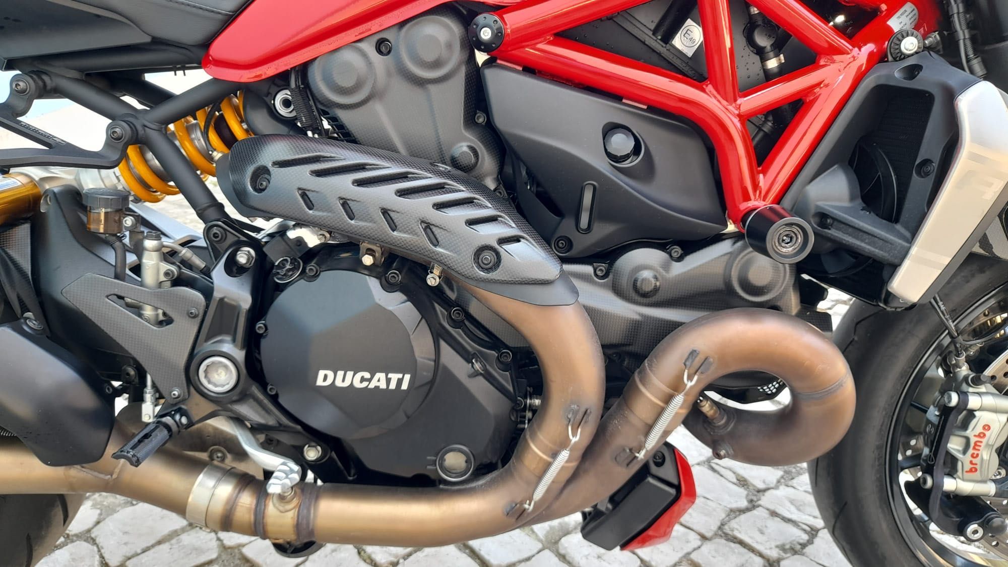 DUCATI MONSTER 1200 R - FULL EXTRAS