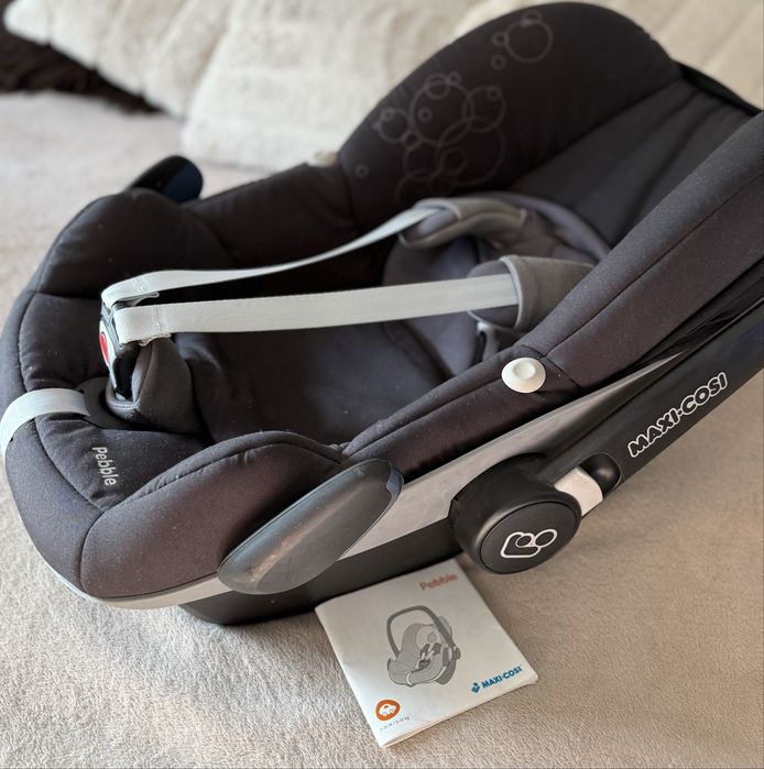 Продам втокрісло Maxi Cosi Pebble 360 Pro2