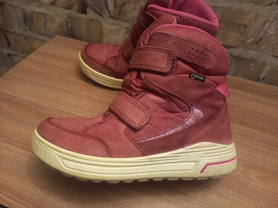 Ботинки зимние Ecco urban на девочку размер 34.