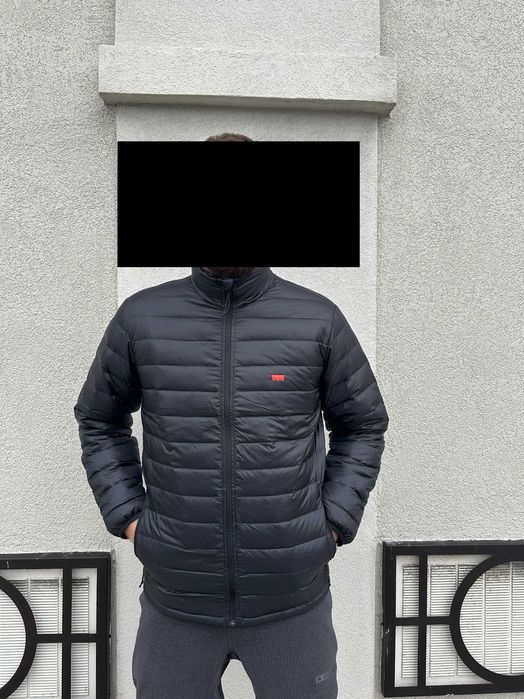 Пуховик на осінь Levis оригін розміра в наявності S M L XL два кольори