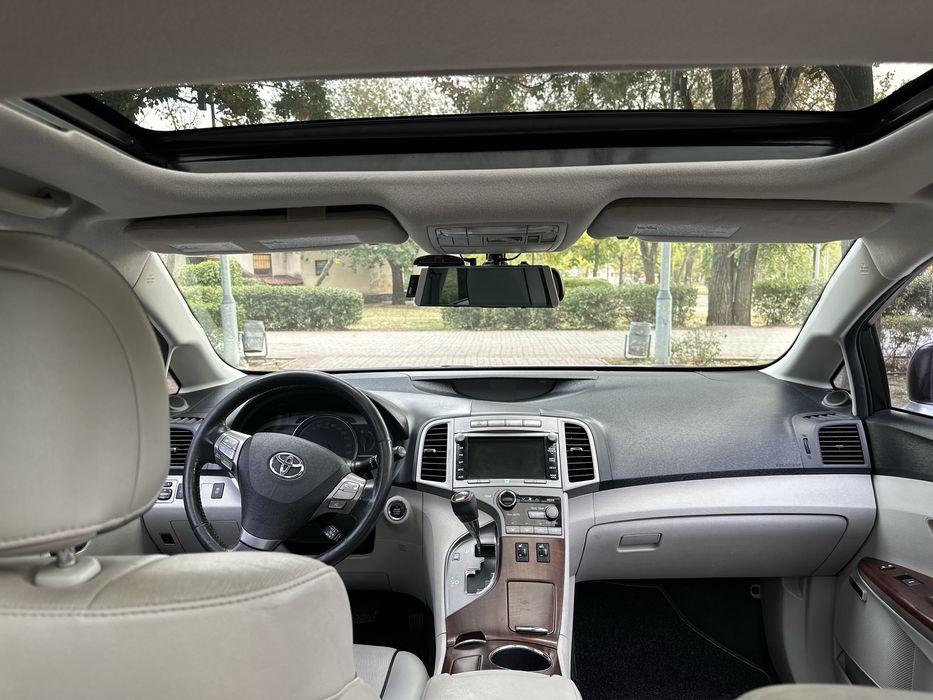 Продам Toyota venza 2010 2.7 атмосферник