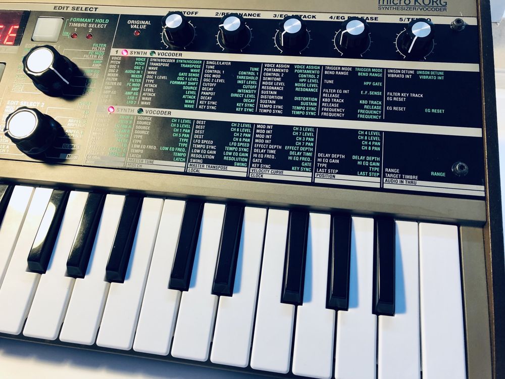 Korg Microkorg 2018