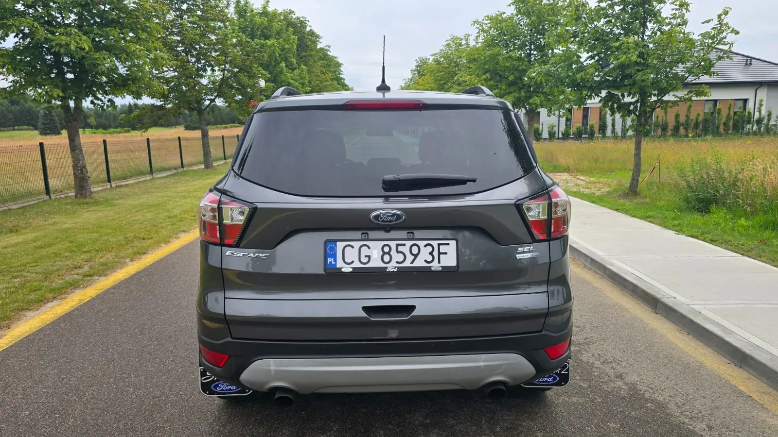 Ford Escape 1.5 benzyna 182KM 4x4 Automat / Skóra / Car Play/ Android Auto