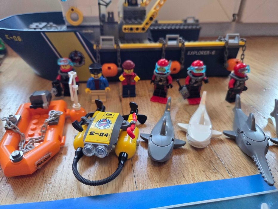 LEGO 60095 City - Statek do badań głębinowych